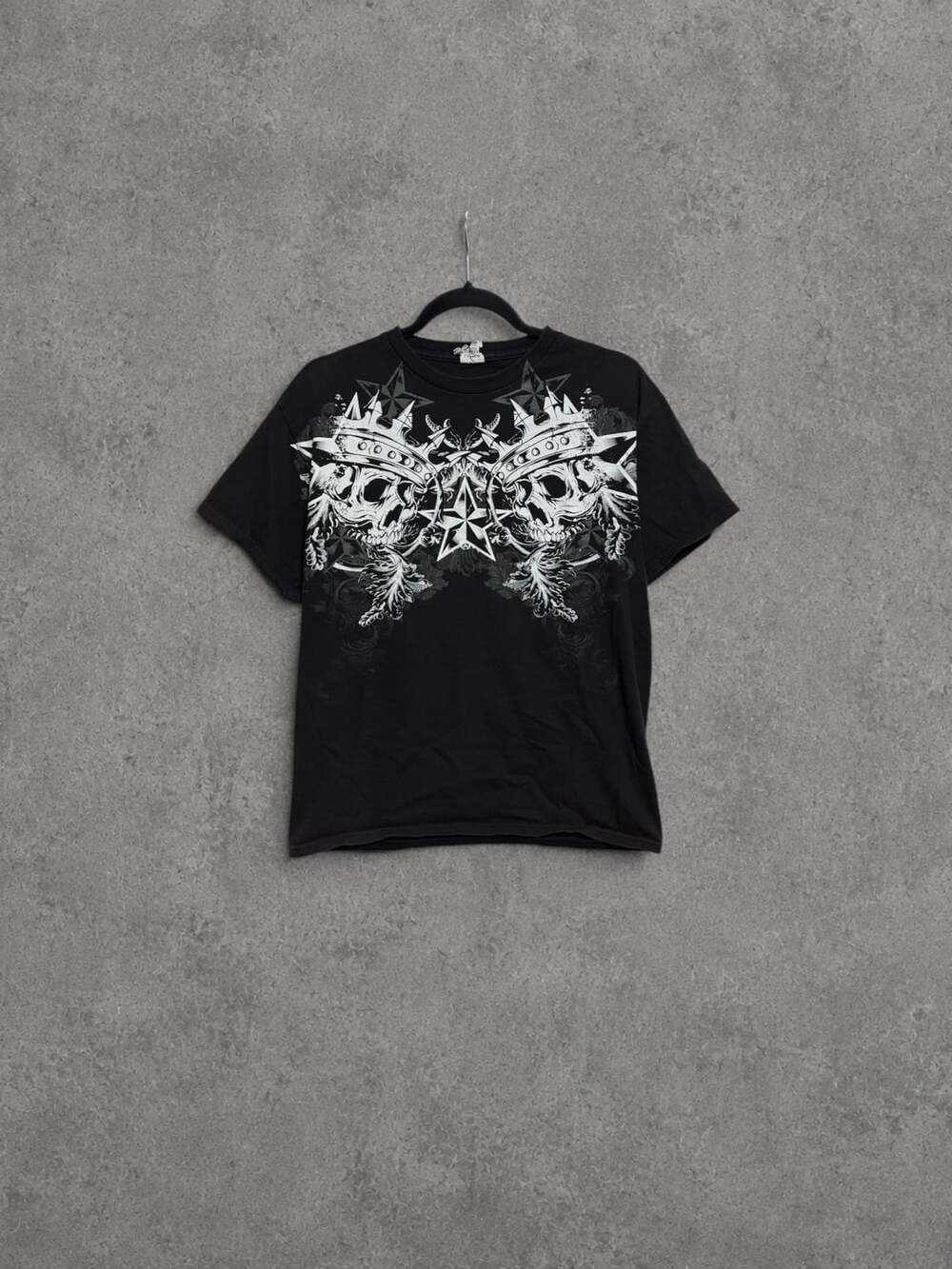 Vintage Delta Y2K Skull and Crown Graphic T-Shirt Black